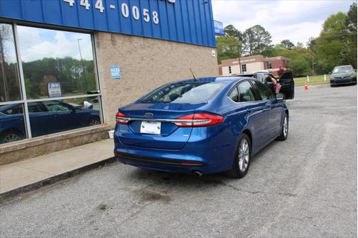 2017 Ford Fusion SE