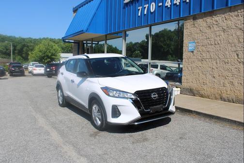 2023 Nissan Kicks S