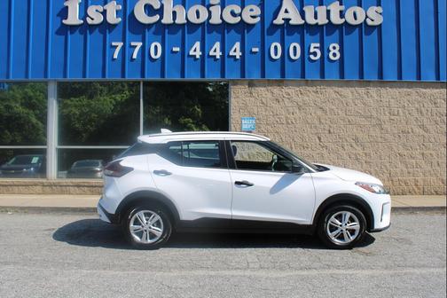 2023 Nissan Kicks S