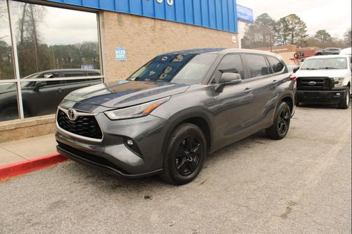 2023 Toyota Highlander LE