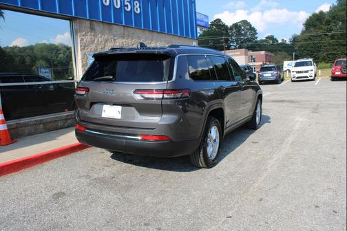 2022 Jeep Grand Cherokee L Laredo