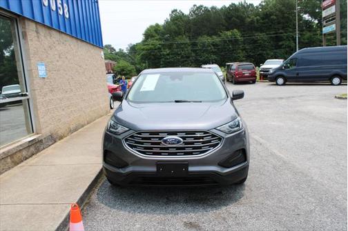 2021 Ford Edge SE