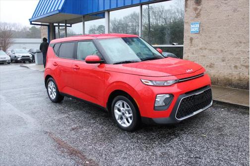 2022 Kia Soul LX IVT