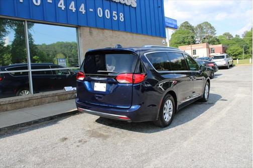 2018 Chrysler Pacifica Touring-L