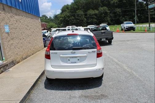 2011 Hyundai Elantra Touring 4dr Wgn Auto SE