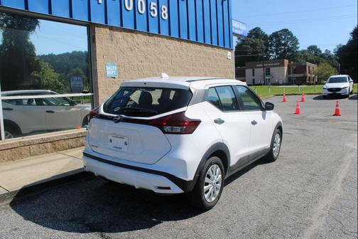 2023 Nissan Kicks S