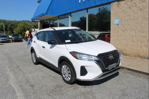 2023 Nissan Kicks S