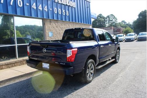 2018 Nissan Titan SL