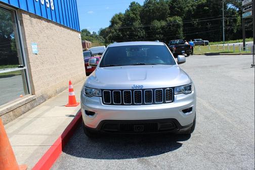 2021 Jeep Grand Cherokee Laredo