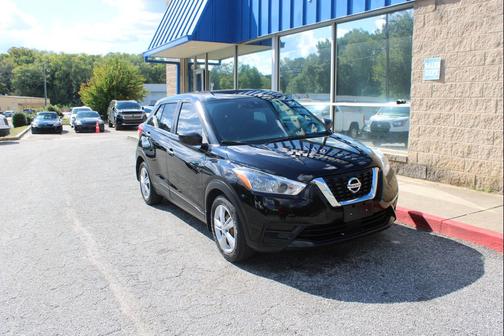 2020 Nissan Kicks S