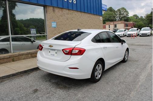 2018 Chevrolet Cruze LS