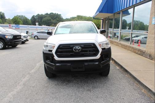 2018 Toyota Tacoma SR