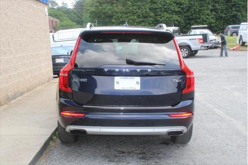 2017 Volvo XC90 T6 Momentum