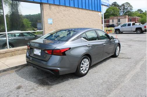 2022 Nissan Altima 2.5 S Sedan