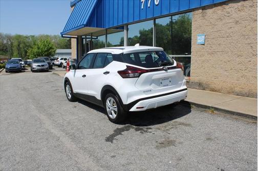2023 Nissan Kicks S