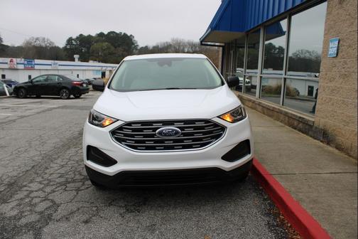 2022 Ford Edge SE