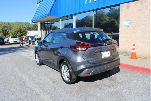 2023 Nissan Kicks S