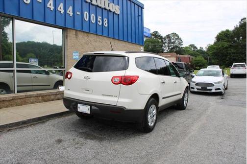 2011 Chevrolet Traverse LS