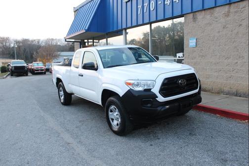 2018 Toyota Tacoma SR