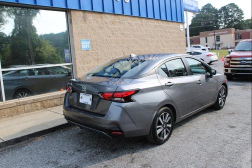 2021 Nissan Versa 1.6 SV