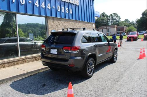 2020 Jeep Grand Cherokee Laredo
