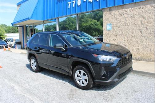 2020 Toyota RAV4 LE