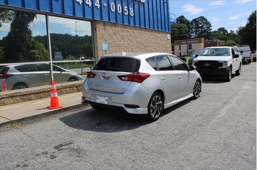 2017 Toyota Corolla iM Base