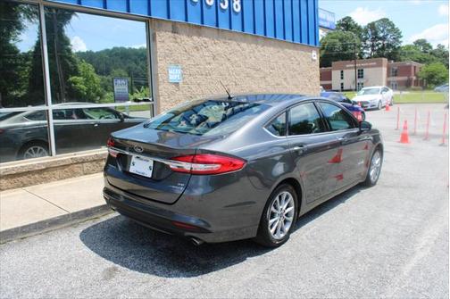 2017 Ford Fusion Hybrid SE