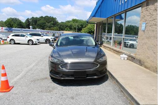 2017 Ford Fusion Hybrid SE