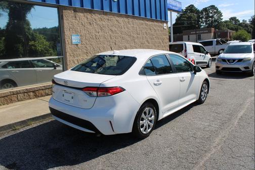 2022 Toyota Corolla LE