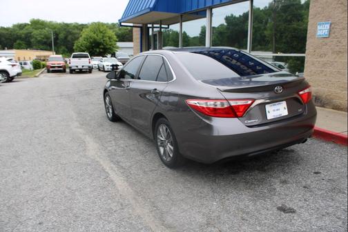 Gray 2016 Toyota Camry XLE