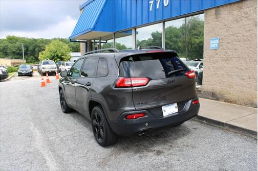 2017 Jeep Cherokee Altitude
