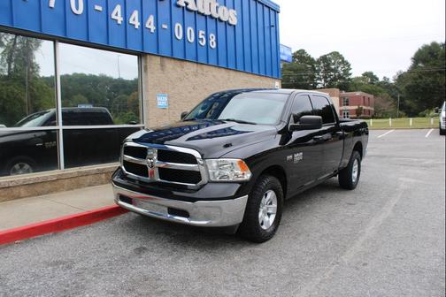 2019 RAM 1500 SLT