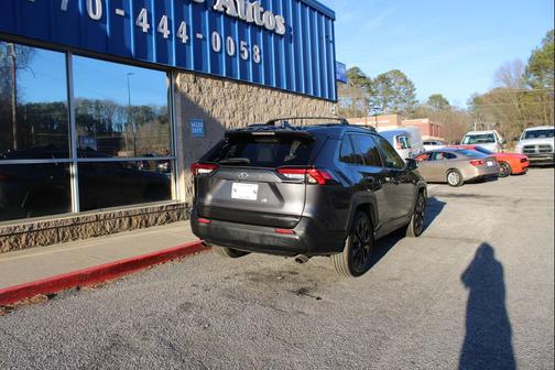 2020 Toyota RAV4 XLE Premium