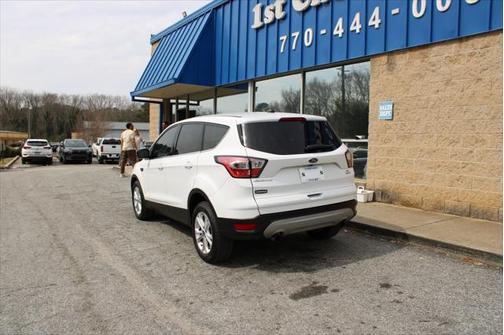 2017 Ford Escape SE