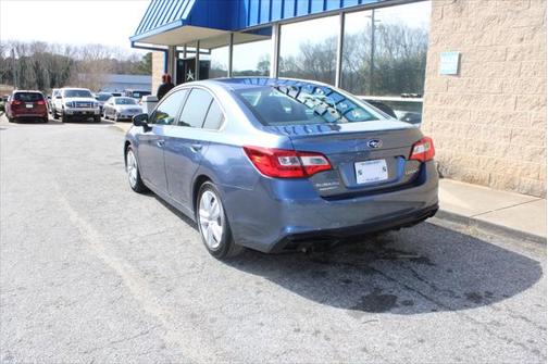 2018 Subaru Legacy Base