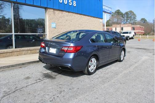 2018 Subaru Legacy Base