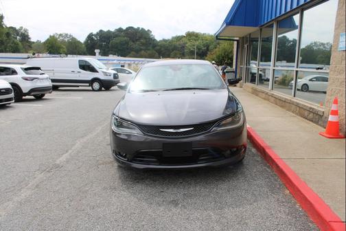 2016 Chrysler 200 S