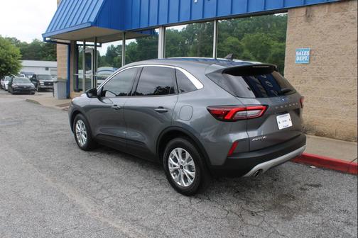 Iconic Silver Metallic 2023 Ford Escape Active