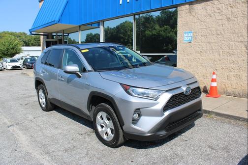 2021 Toyota RAV4 Hybrid XLE