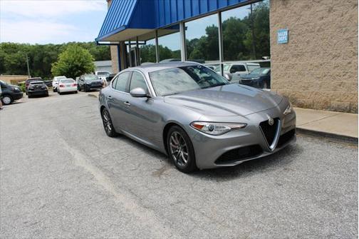 2018 Alfa Romeo Giulia Base