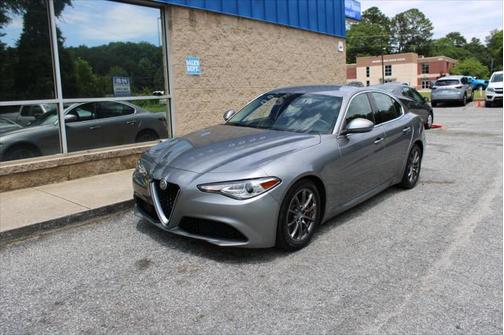 2018 Alfa Romeo Giulia Base