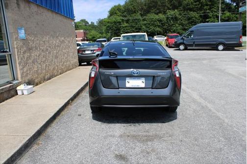 2017 Toyota Prius Two