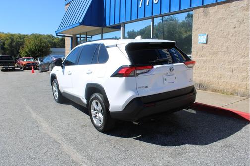 2021 Toyota RAV4 Hybrid LE