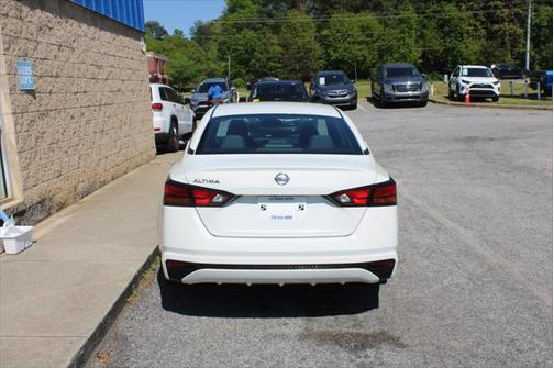 2022 Nissan Altima 2.5 S Sedan