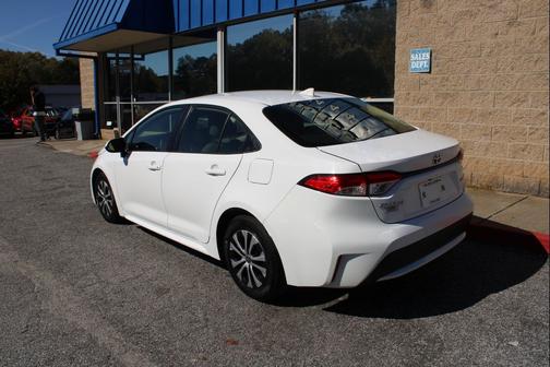 2022 Toyota Corolla Hybrid LE