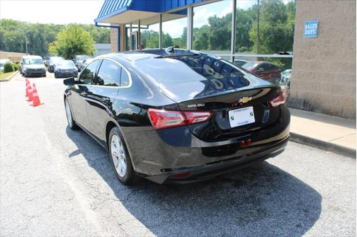2021 Chevrolet Malibu 4dr Sdn LT