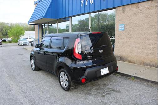 2016 Kia Soul Base