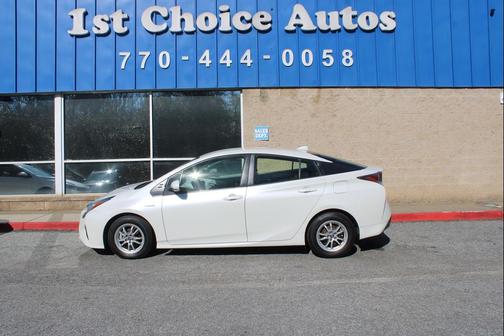 2018 Toyota Prius Two