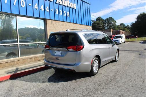 2019 Chrysler Pacifica Touring L